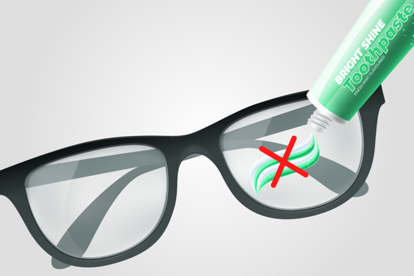 Removing SCRATCHES From Your Glasses Using Toothpaste, 45% OFF